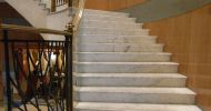 white_marble_laddy_steps.jpg